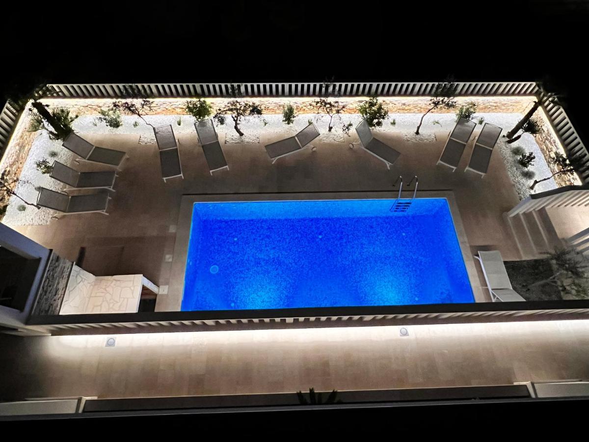Čiovo Luxury Beachfront Villa Carlisa מראה חיצוני תמונה